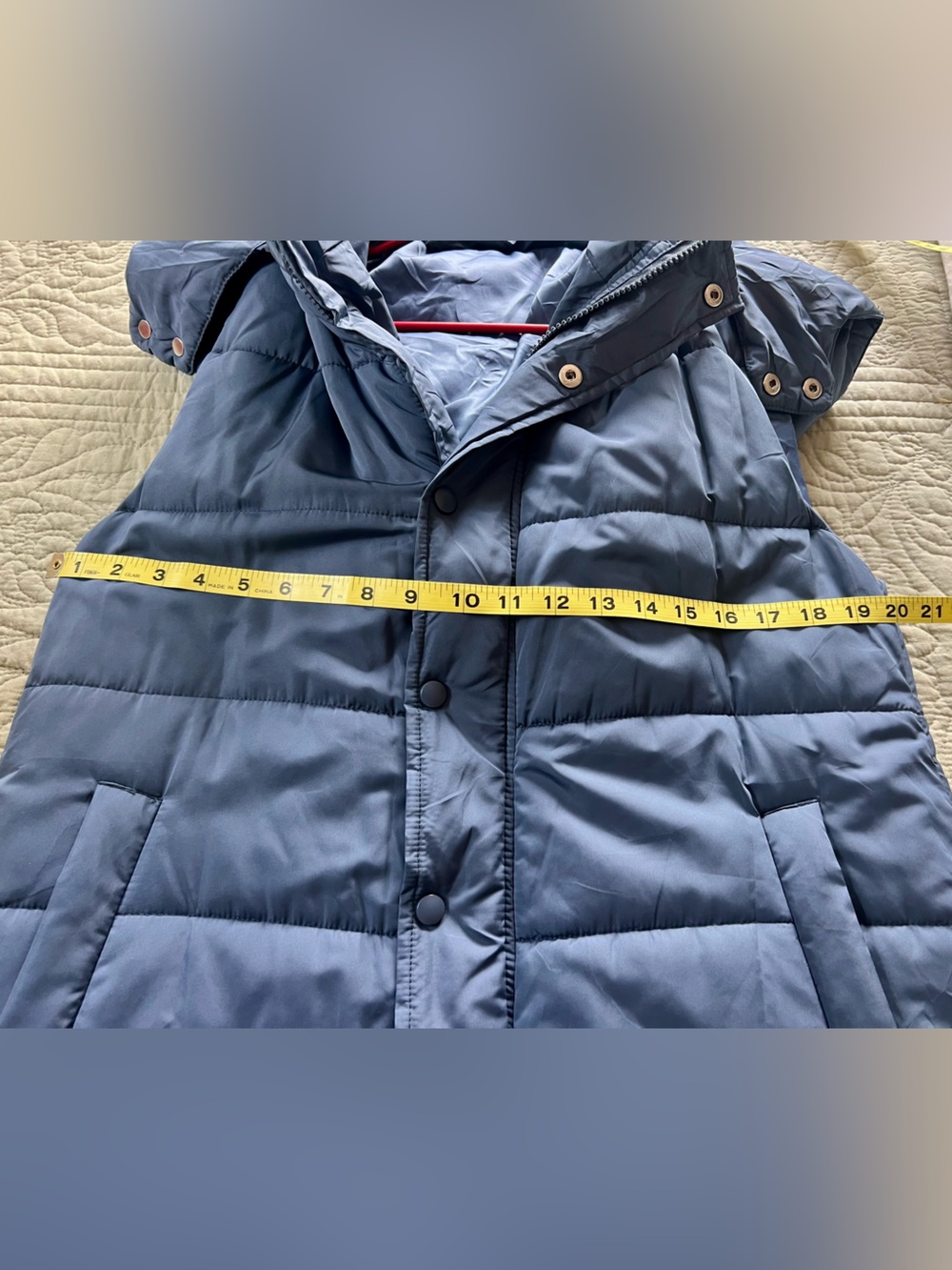 Women's Blue Puffer Vest - Picture 7 of 8